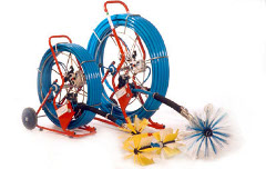 Процесс химической и механической очистки воздуховода от грязи